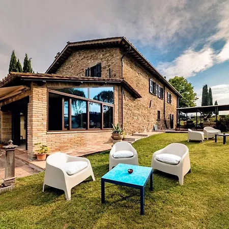 Podere Fonte Luxury Villa Brufa